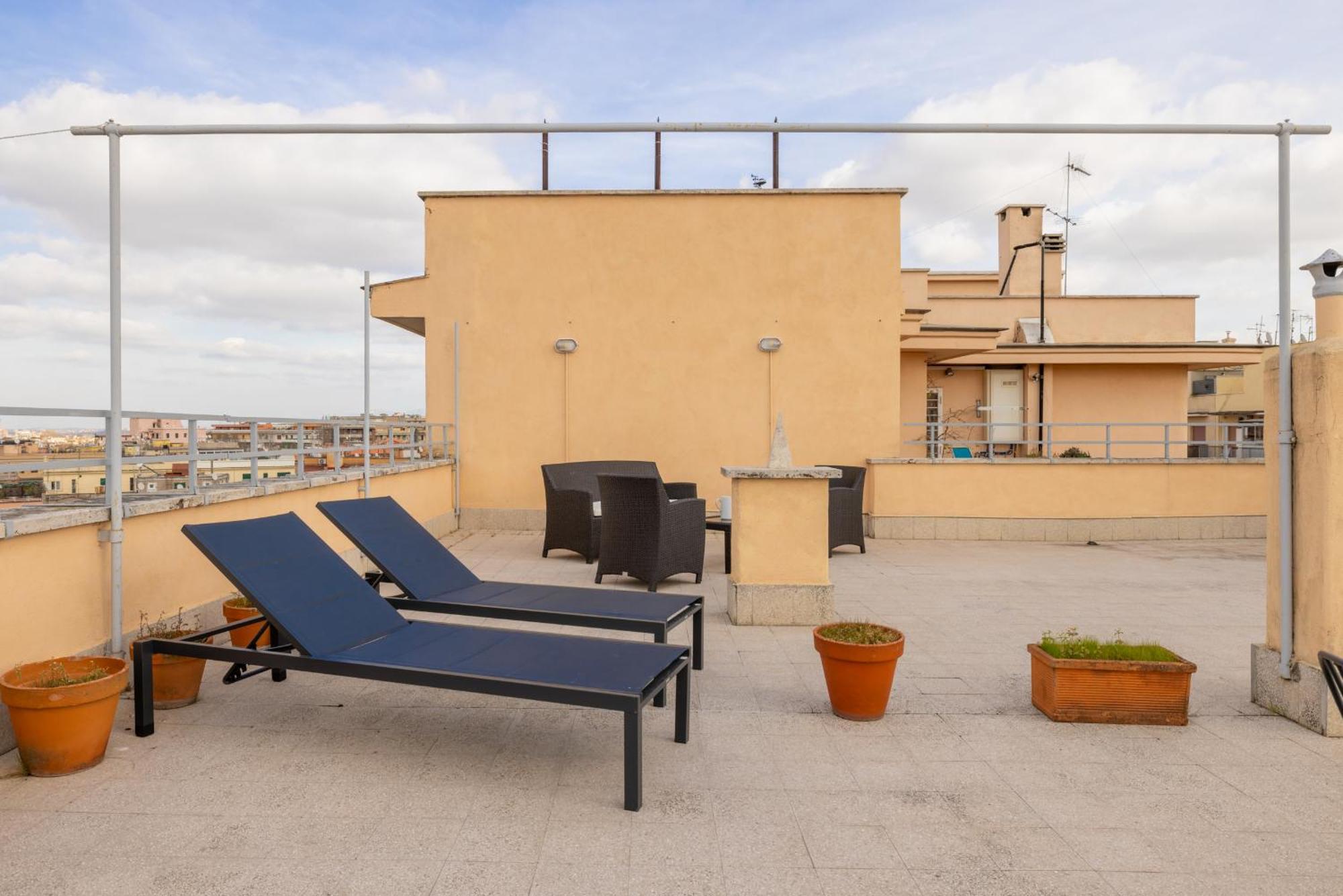 Top Floor Apt With Rooftop Terrace Near St. Peter 罗马 外观 照片